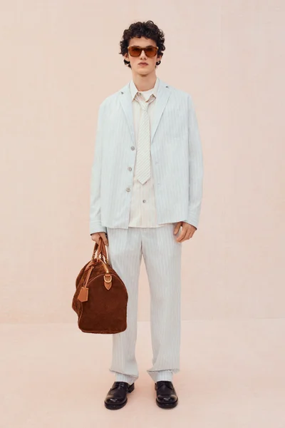 Look 22